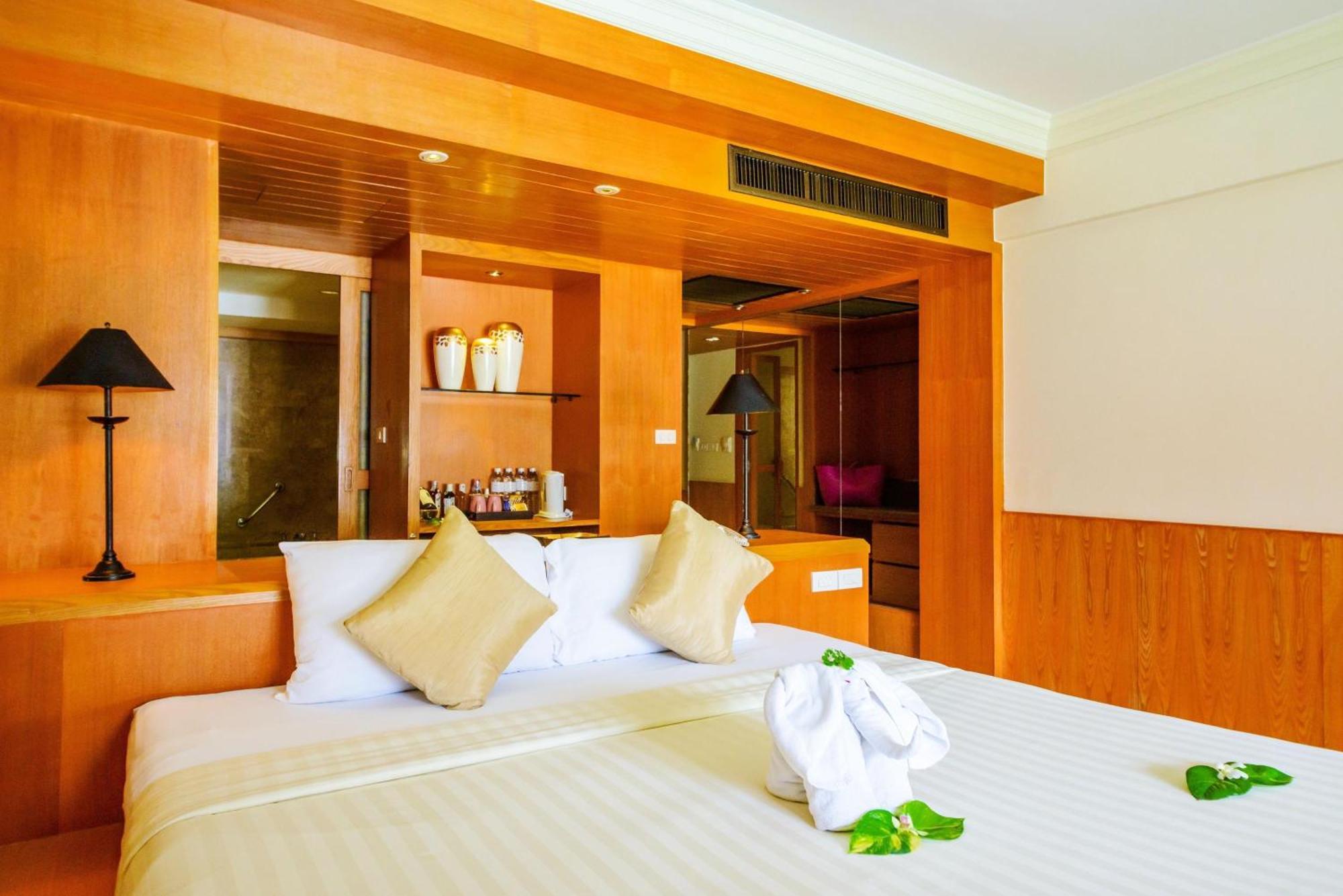 普吉岛-瓶庐海景度假酒店 Phuket Pl Seaview Resort Patong Kültér fotó