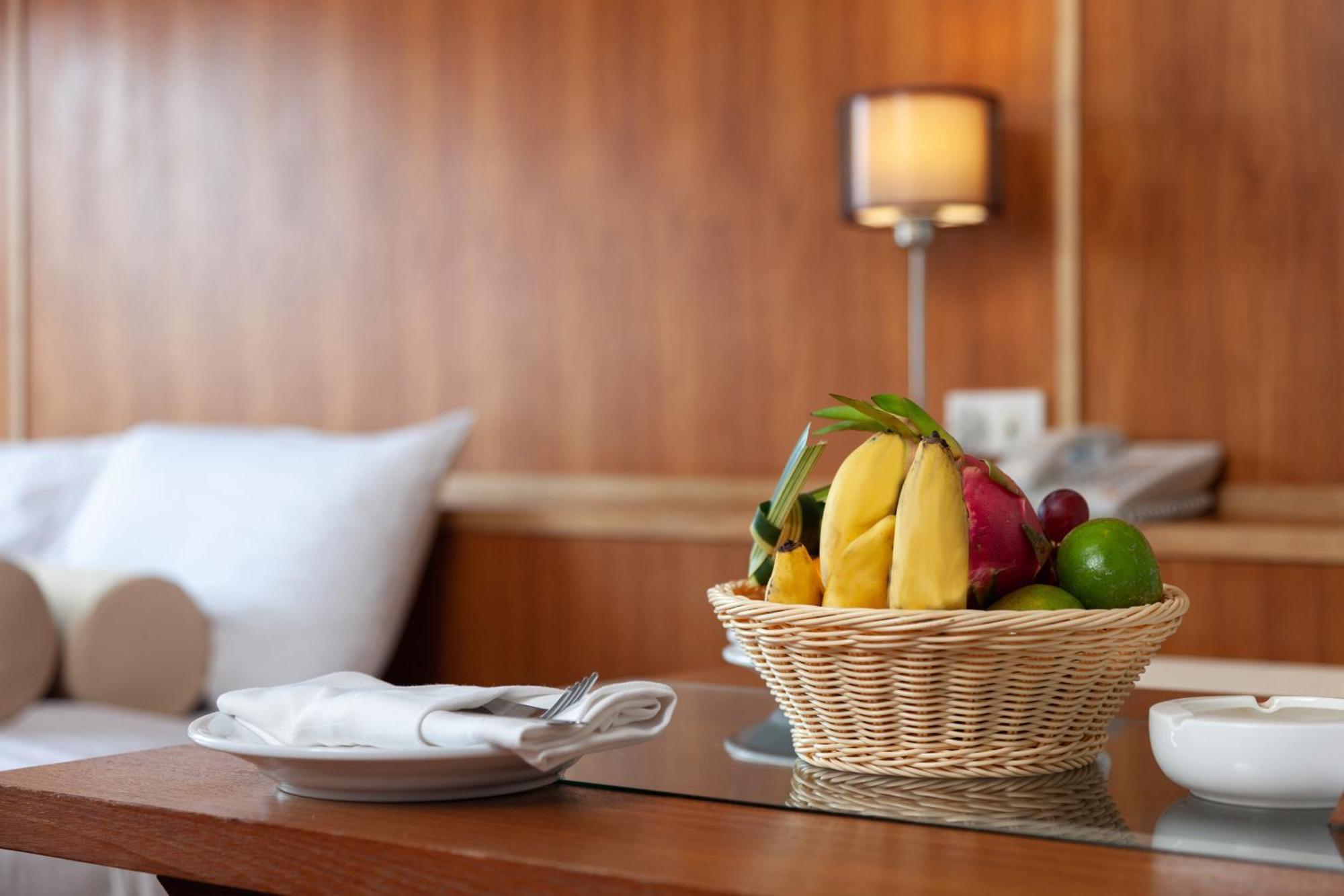 普吉岛-瓶庐海景度假酒店 Phuket Pl Seaview Resort Patong Kültér fotó